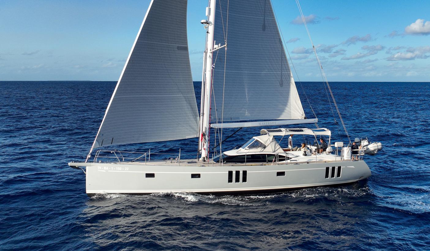 Oyster 595 Mastegot sailing