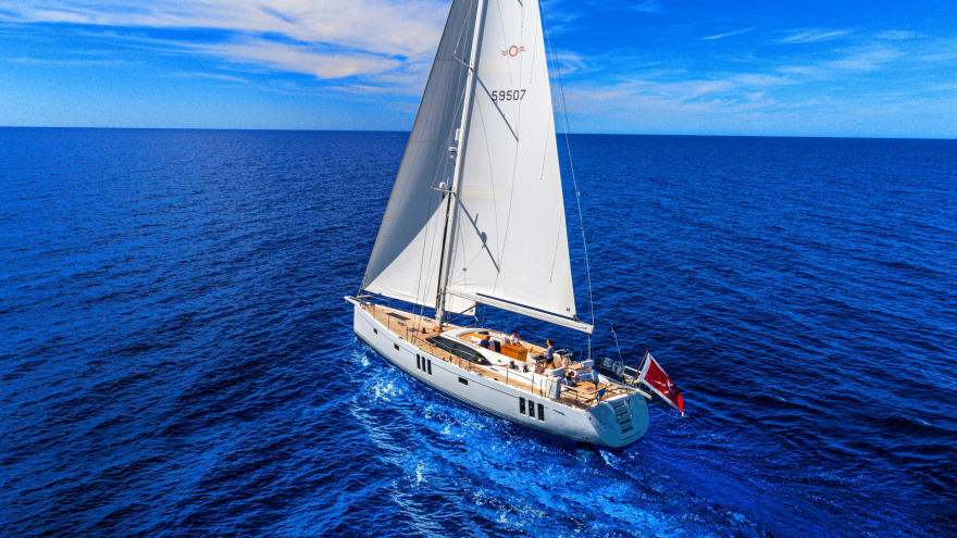 Oyster 595 Sailing 2