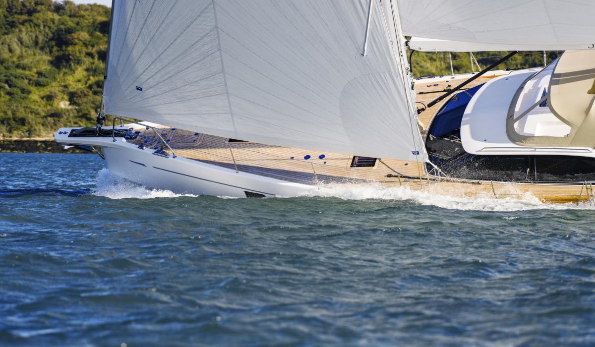 Oyster 595 sailing bow