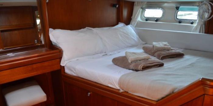 Oyster 61 Double Cabin