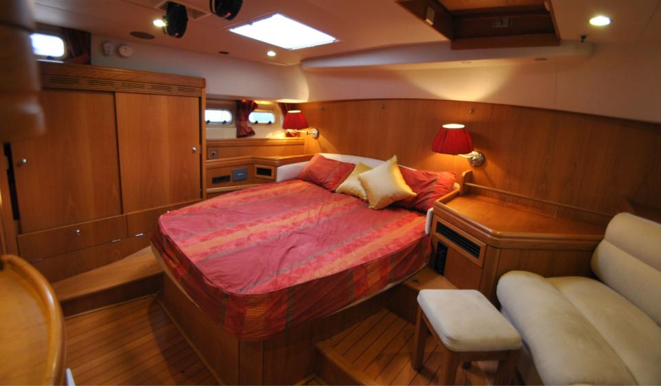 Oyster 61 Master Cabin