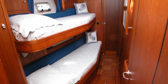 Oyster 62 Twin Cabin v2