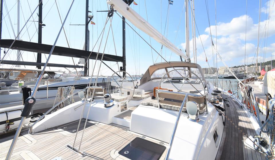 Oyster 625 Aft Deck