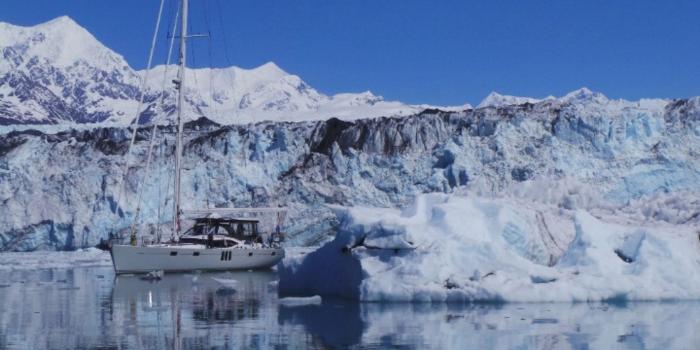 Oyster 625 Anchored 1