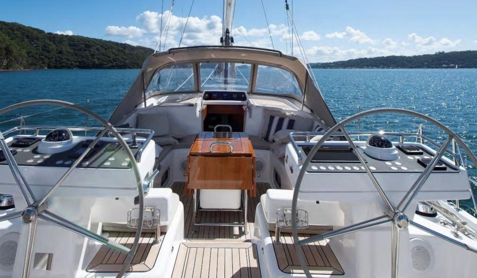 Oyster 625 Cockpit 1