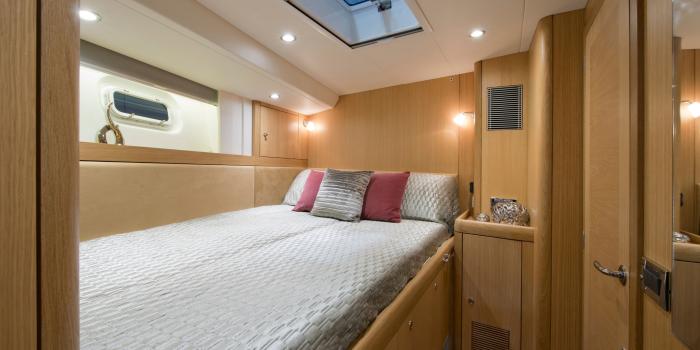 Oyster 625 Double Cabin