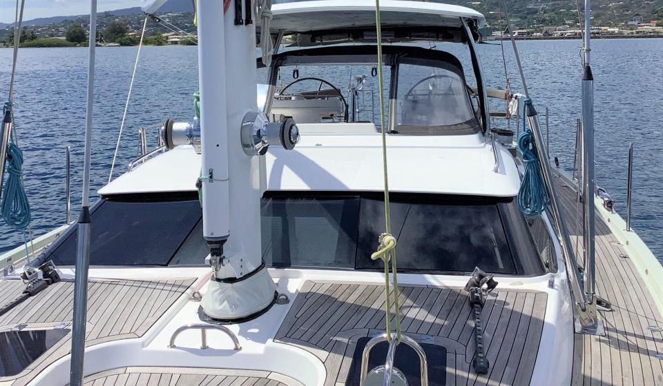Oyster 625 Foredeck coachroof v2
