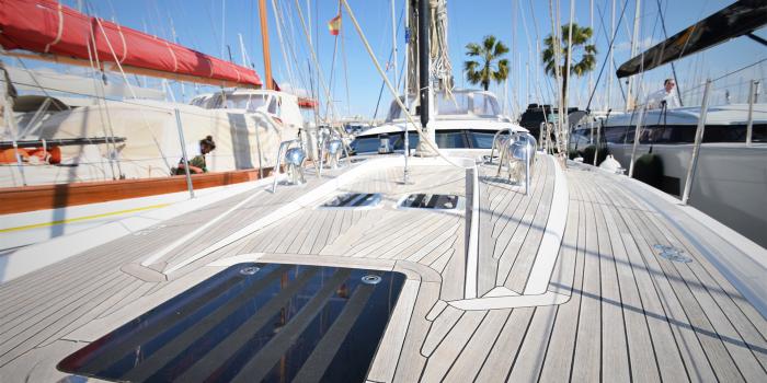 Oyster 625 Foredeck v2