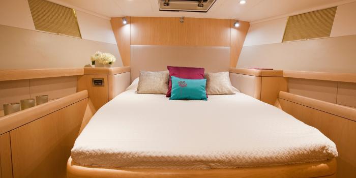 Oyster 625 Forward Double v3