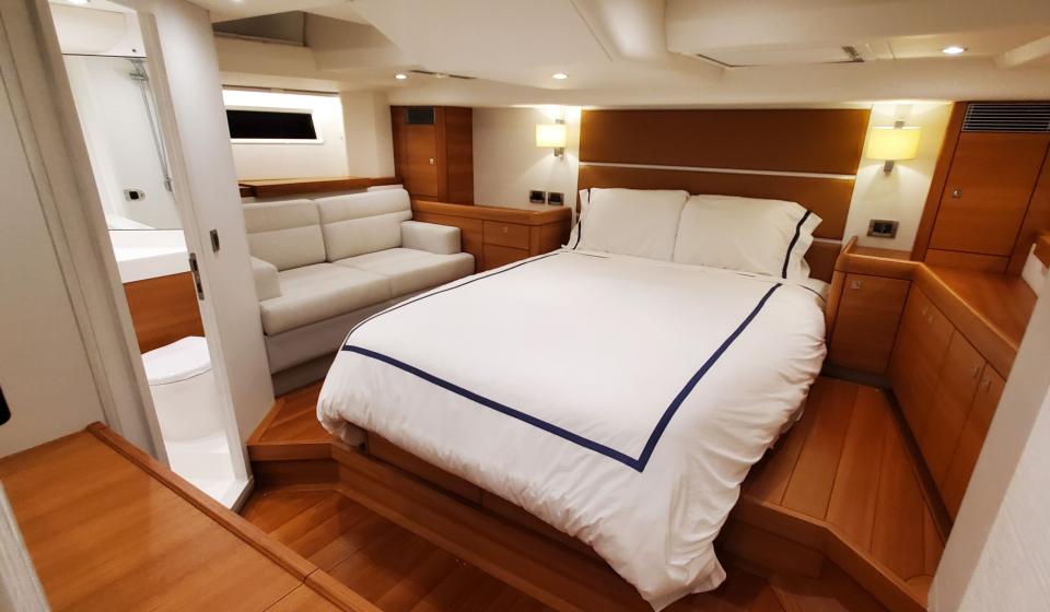 Oyster 625 Gallery 18