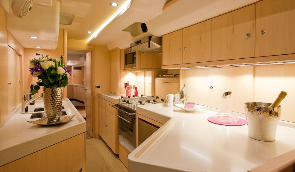 Oyster 625 Galley v3