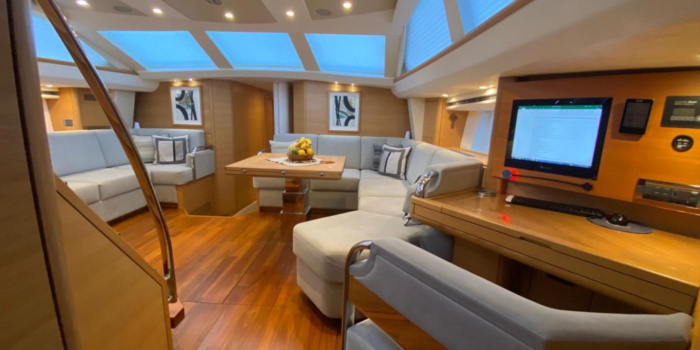 Oyster 625 Interior 3