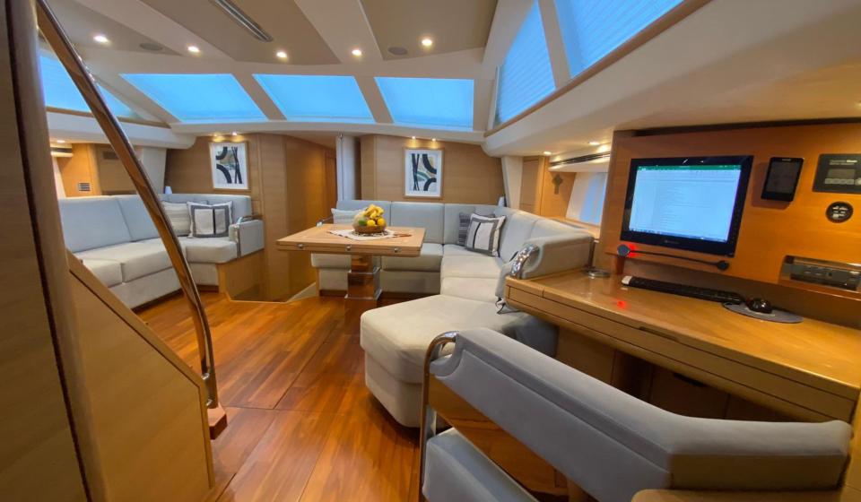 Oyster 625 Interior 3