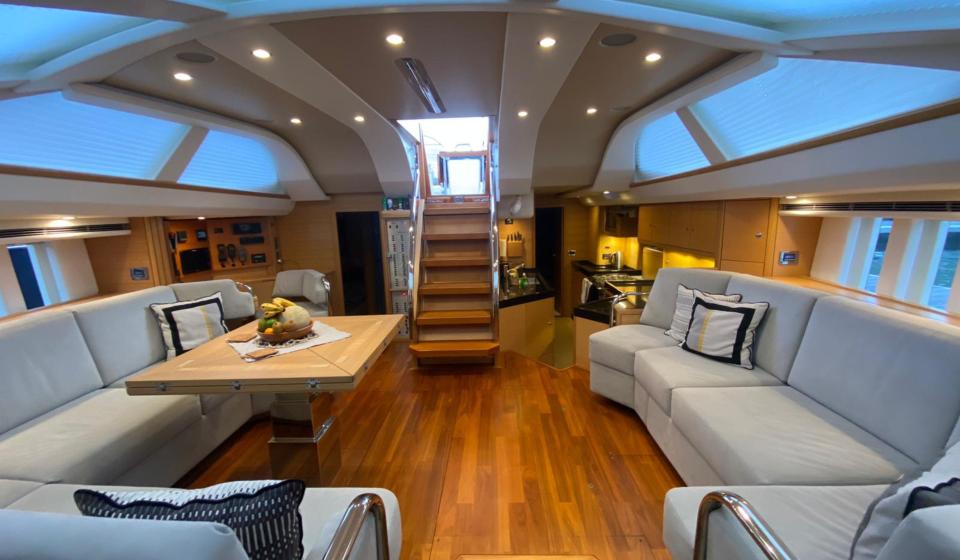 Oyster 625 Interior 4