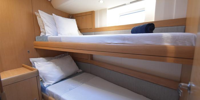 Oyster 625 Port Forward Twin