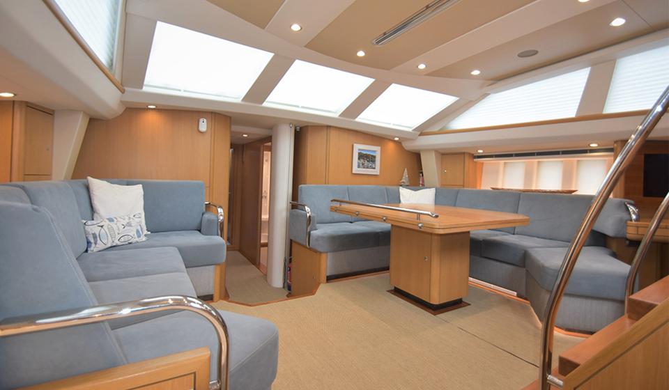 Oyster 625 Saloon v2