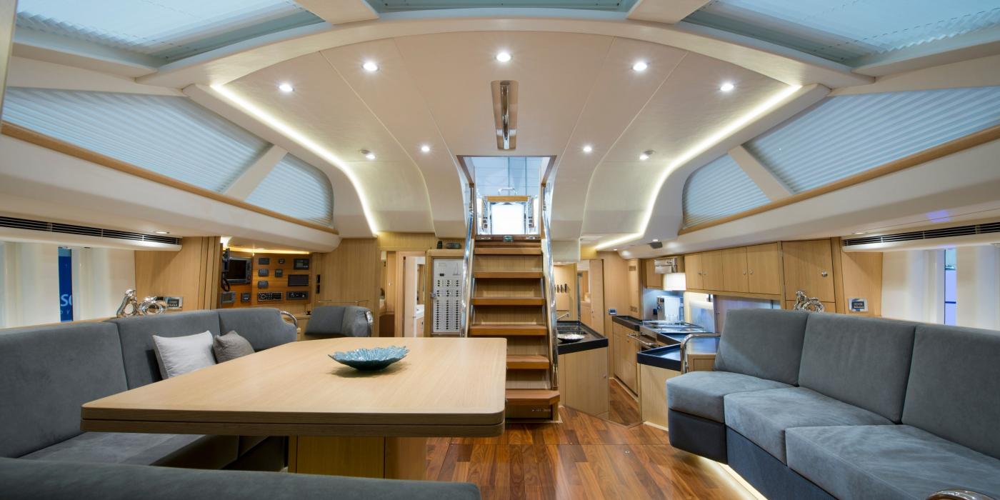 Oyster 625 Saloon v4