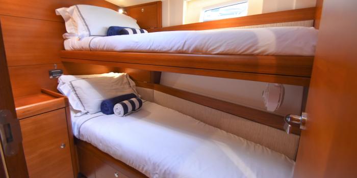 Oyster 625 Twin cabin 1