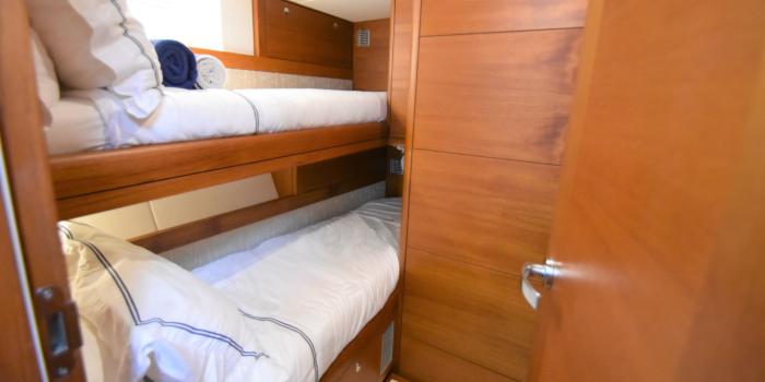 Oyster 625 Twin cabin 2