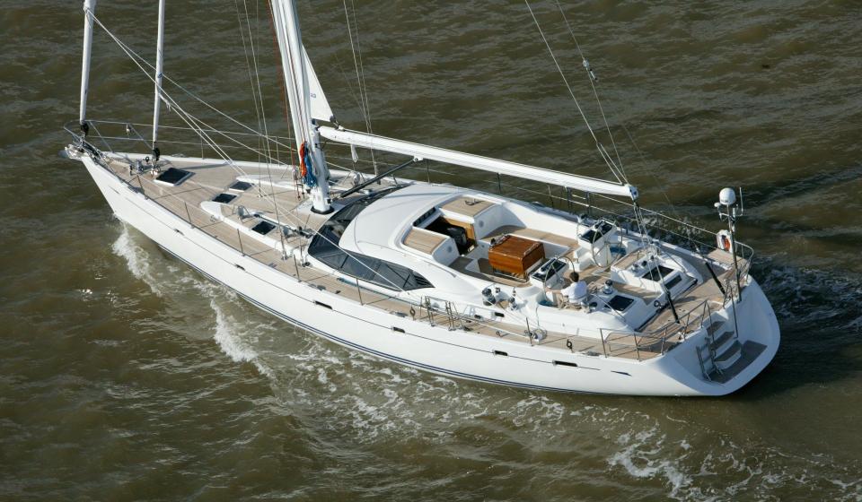 Oyster 655 Deck Aerial