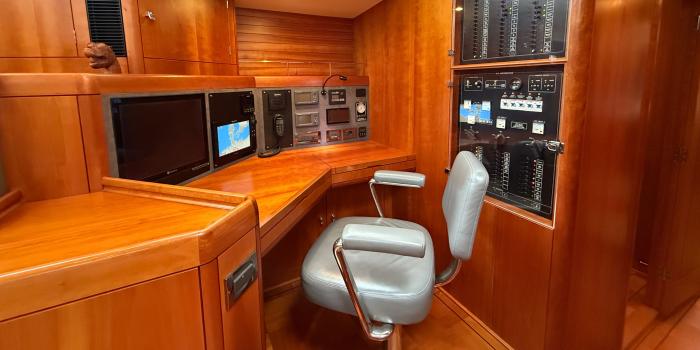 Oyster 655 Gallery 11