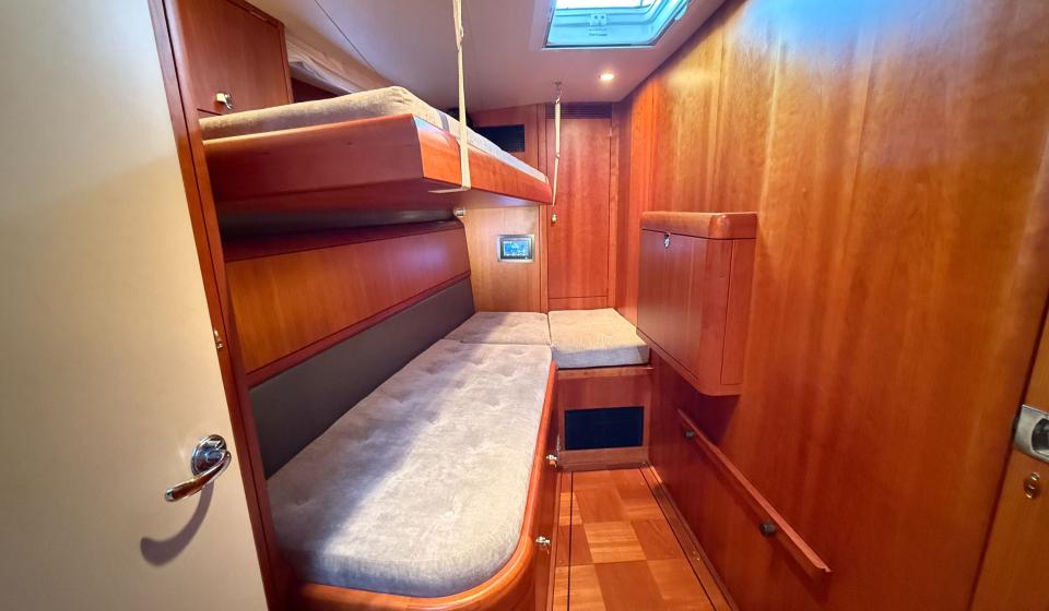 Oyster 655 Gallery 13