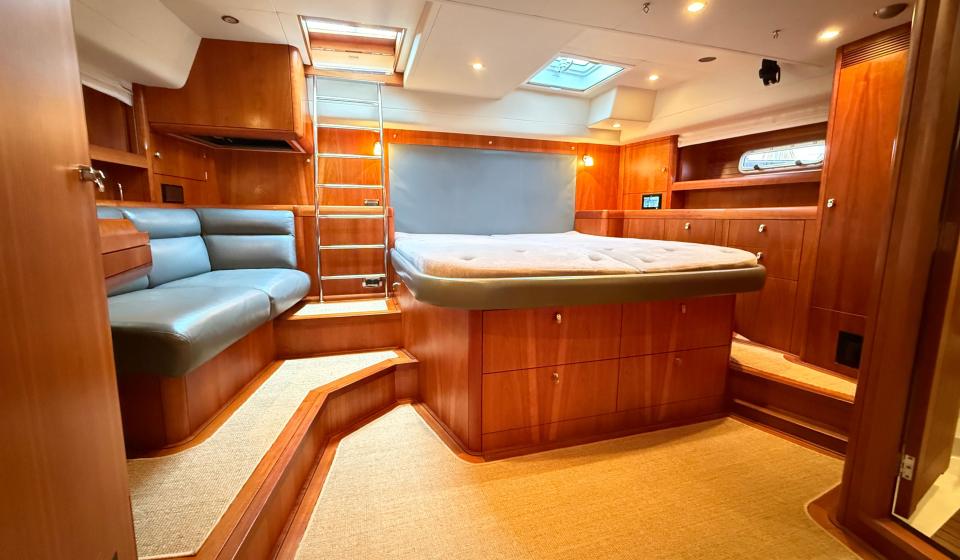 Oyster 655 Gallery 1