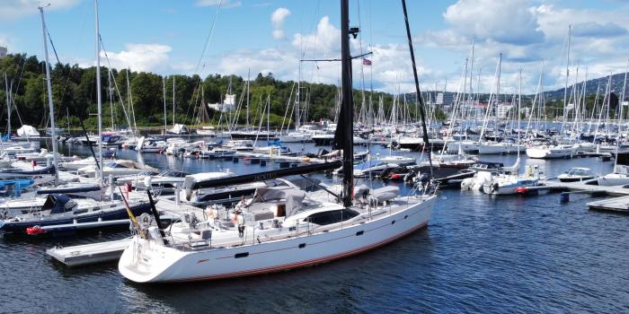 Oyster 655 Gallery 8 v2