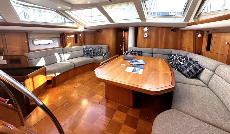 Oyster 655 Interior 3