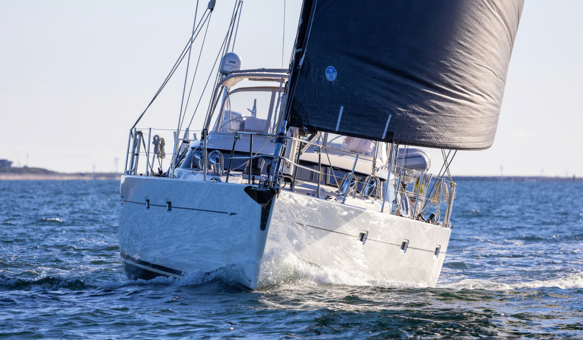 Oyster 655 Jersey Girl Sailing Yacht For Charter 9