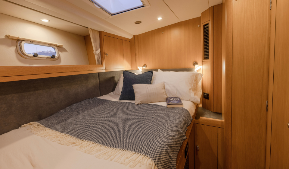 Oyster 655 Jersey Girl Sailing Yacht For Charter Guest Cabin