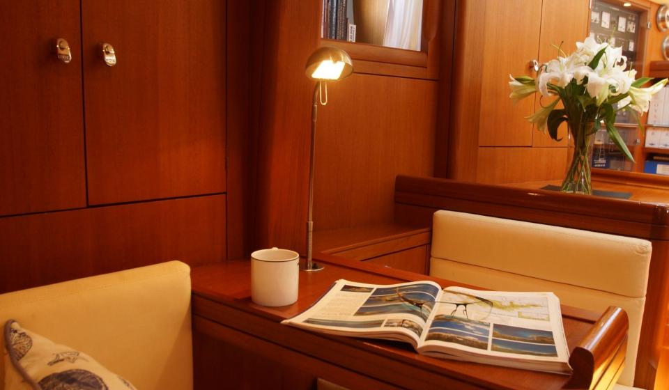 Oyster 66 Lower Saloon v2