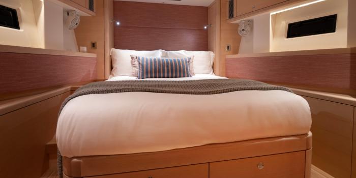 Oyster 675 Blynken now available through Oyster Brokerage Interior 2