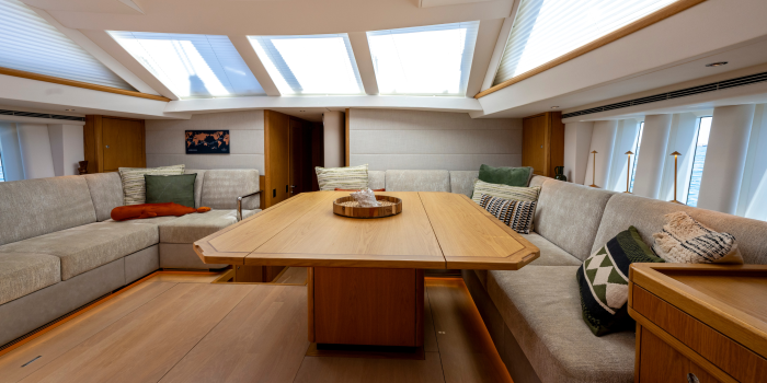 Oyster 675 Ri Ra Saloon Table