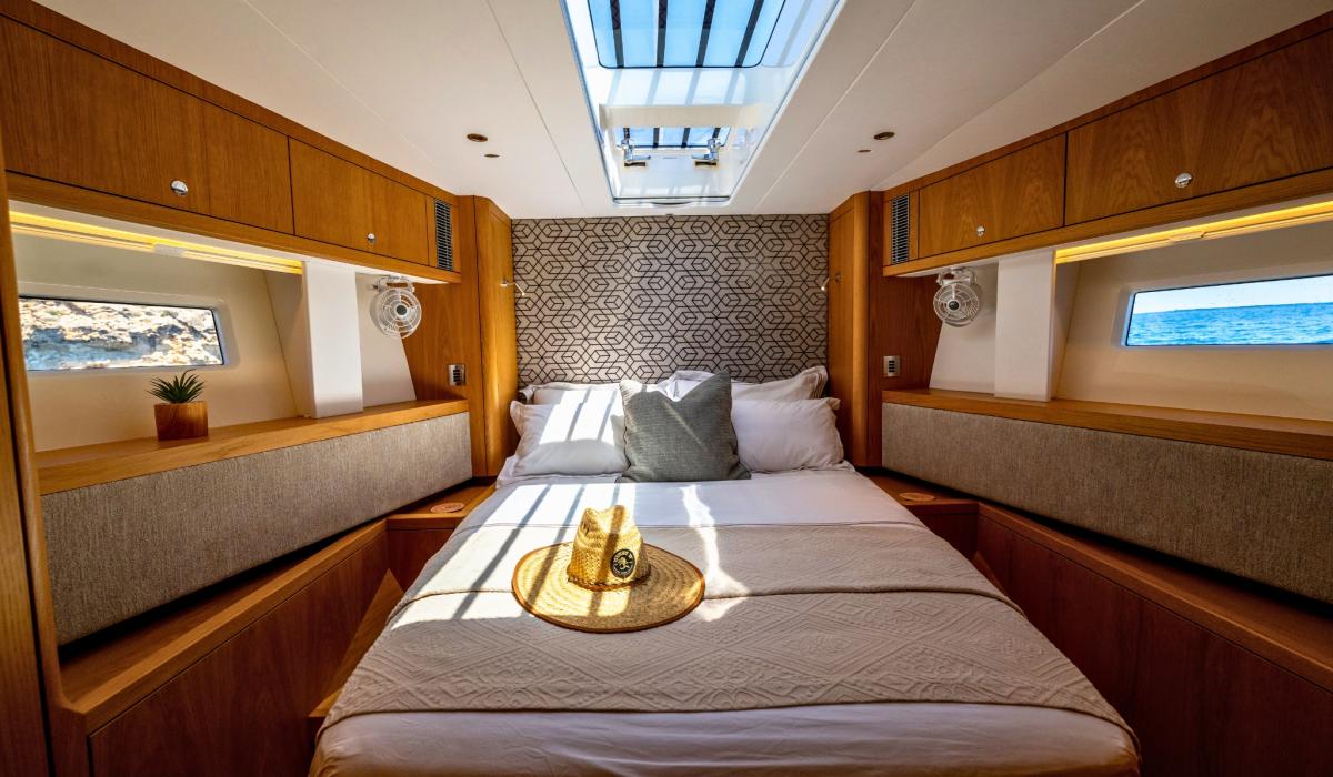 Oyster 675 Ri Ra long term review sub 70 foot sailing yacht 10