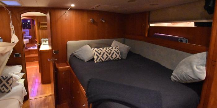 Oyster 72 Fwd Dbl Cabin