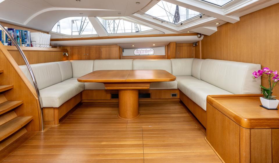 Oyster 72 Gallery Interior 5