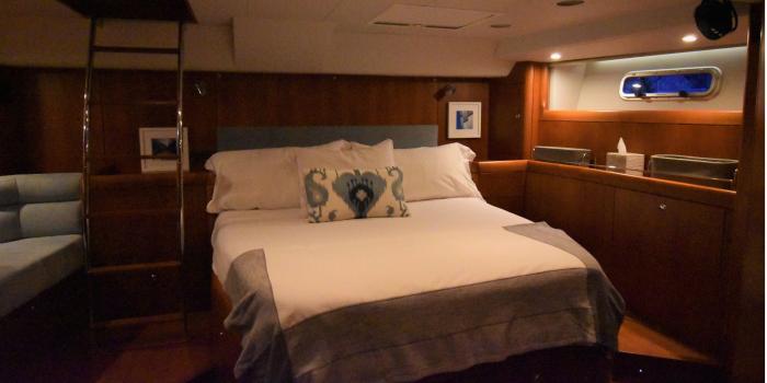 Oyster 72 Owners Stateroom v4