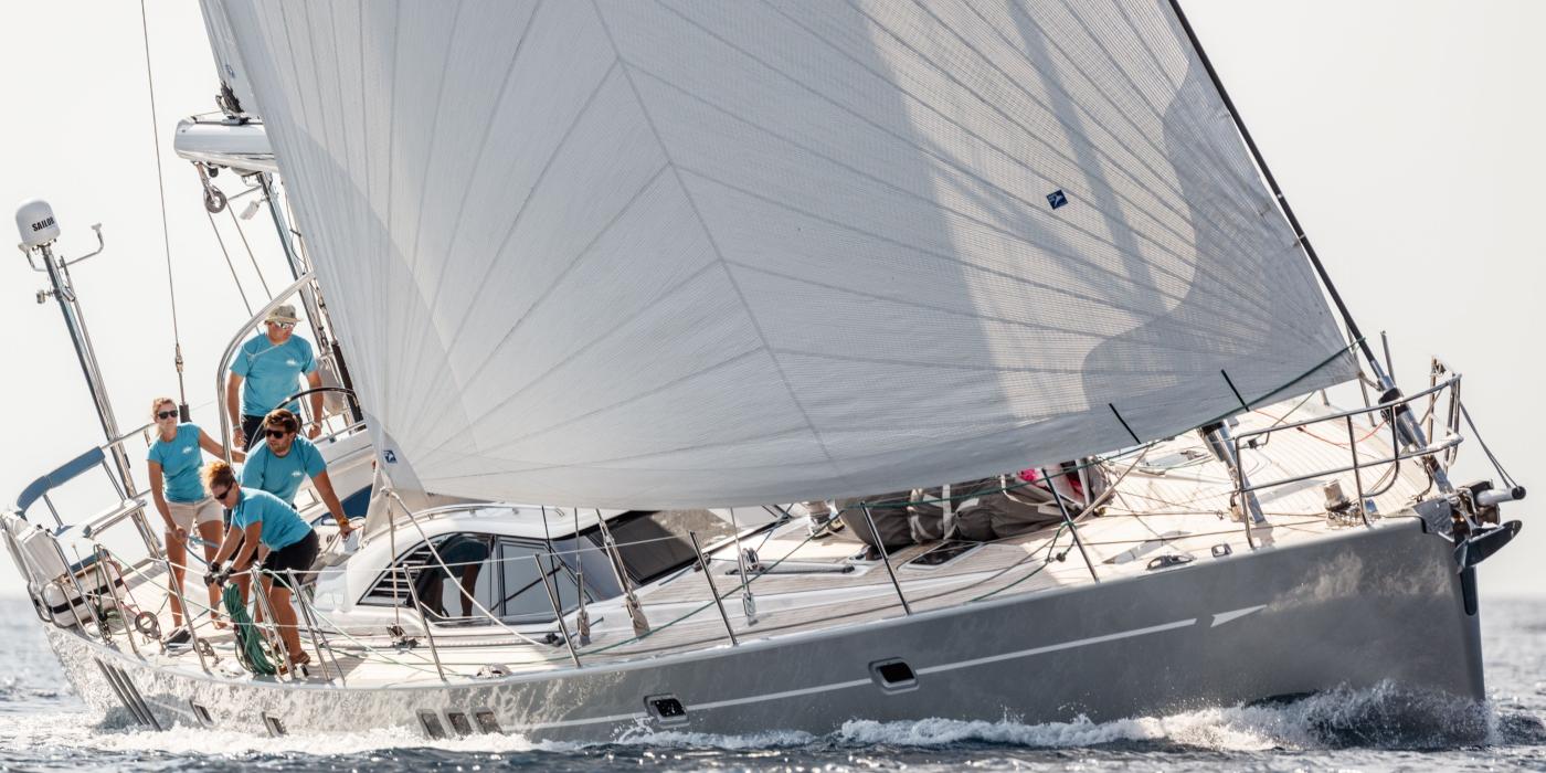 Oyster 725 Gallery 7