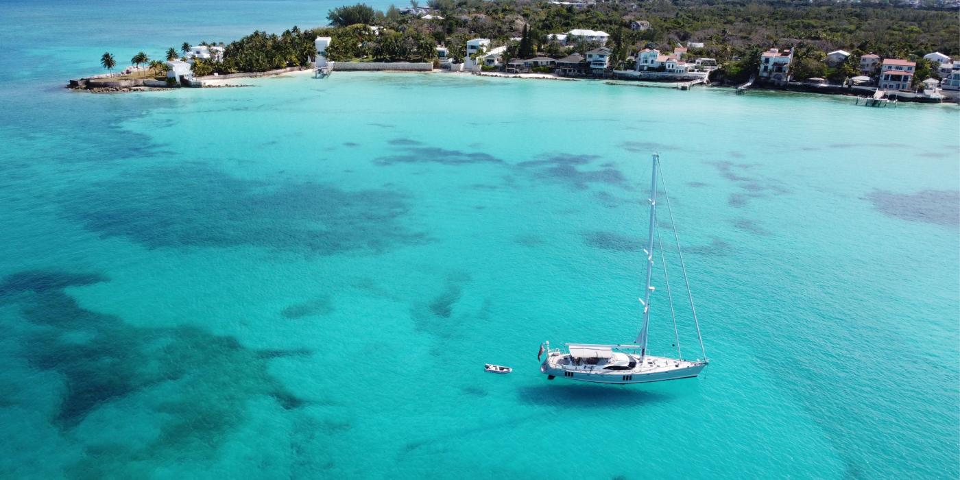 Oyster 725 Gallery 8