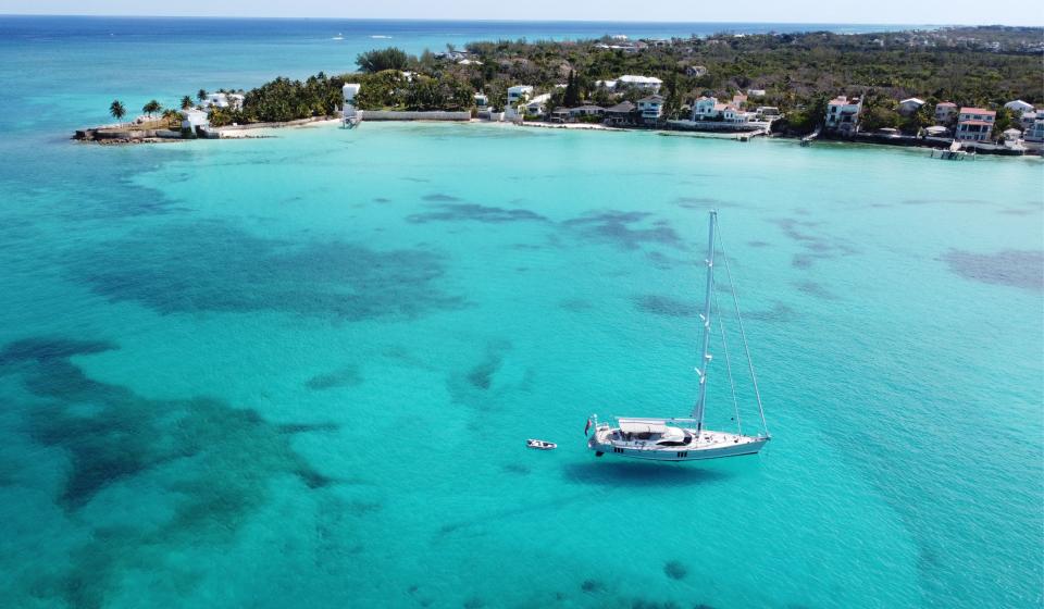 Oyster 725 Gallery 8