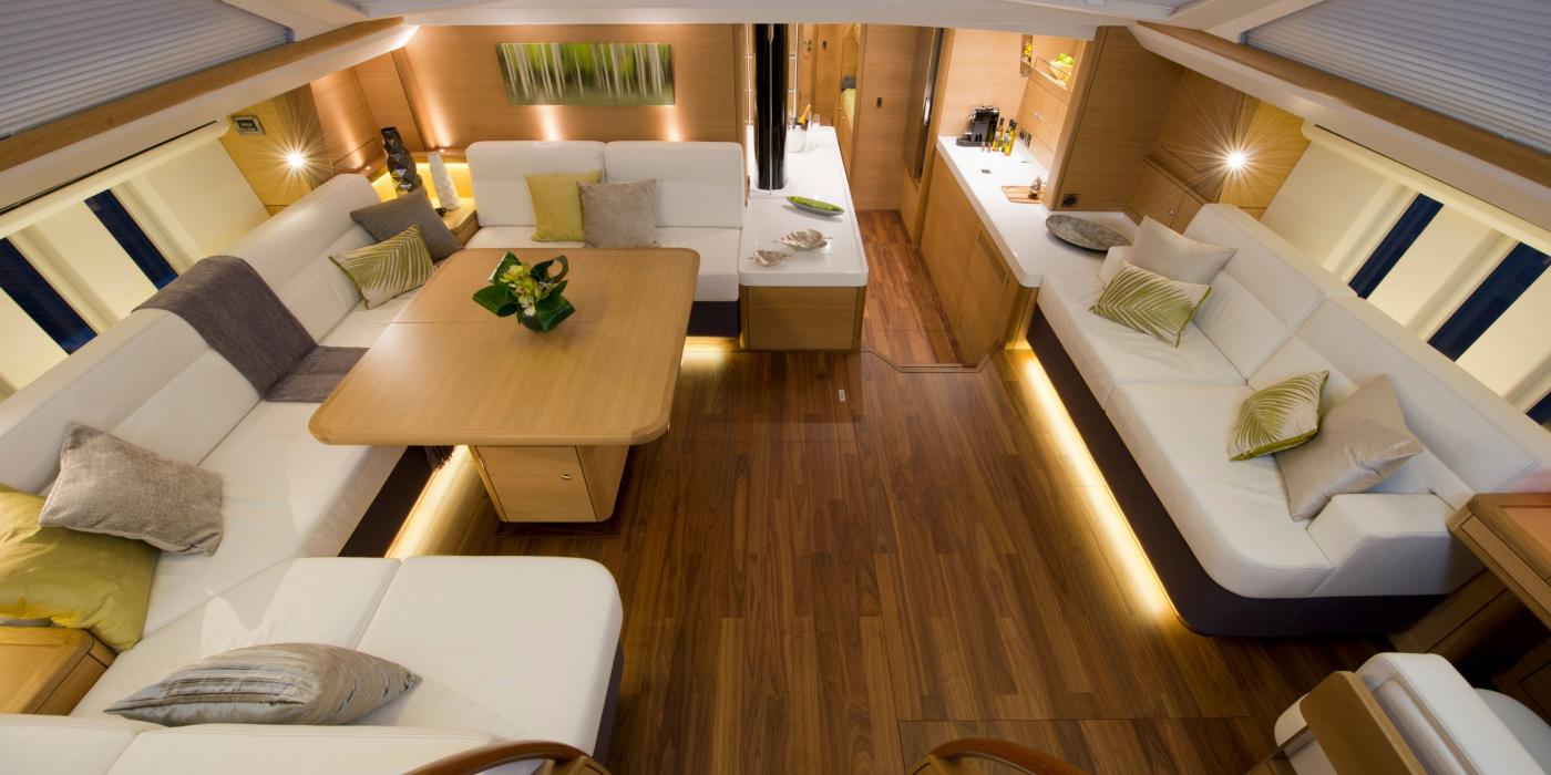 Oyster 725 Saloon Aerial