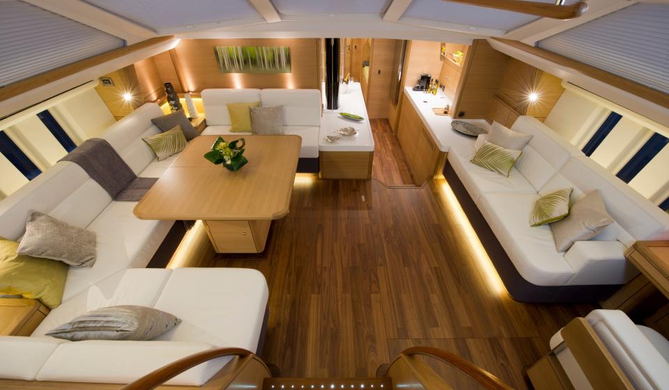 Oyster 725 Saloon Aerial