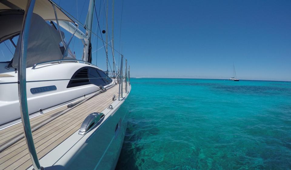 Oyster 725 Starboard Side deck