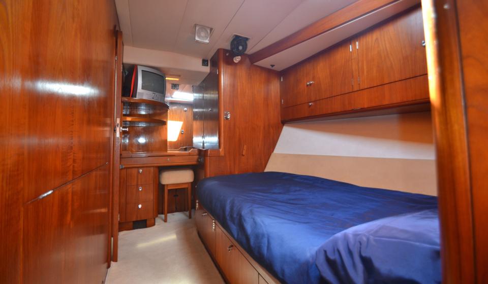 Oyster 80 Double Cabin