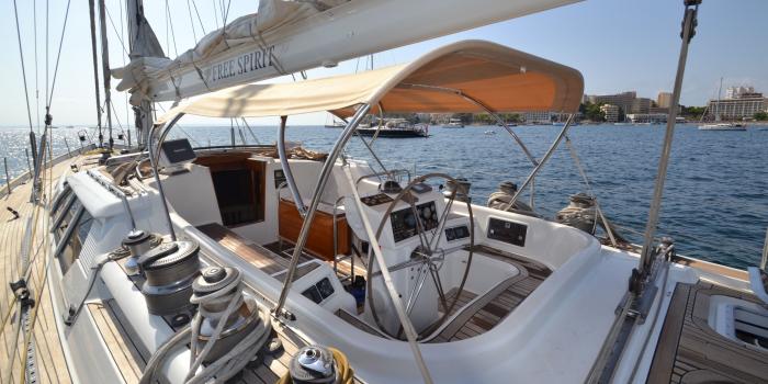 Oyster 80 Helm and cockpit