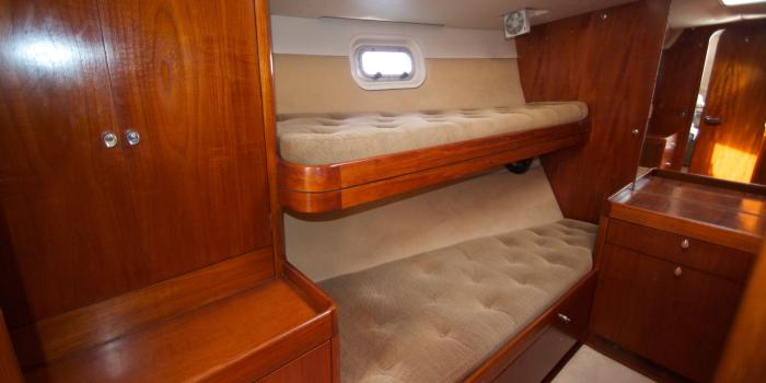 Oyster 80 Twin Cabin