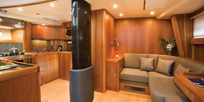 Oyster 82 Lower saloon