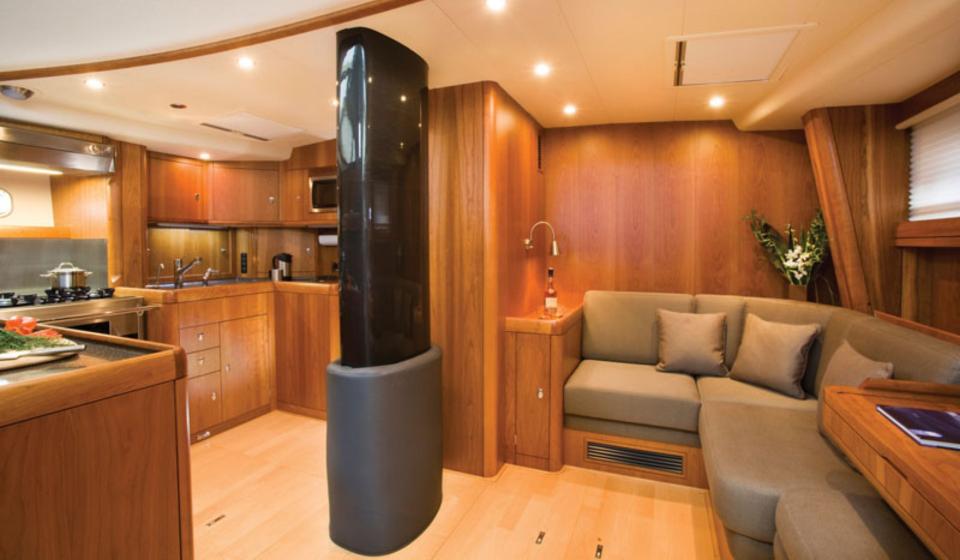 Oyster 82 Lower saloon