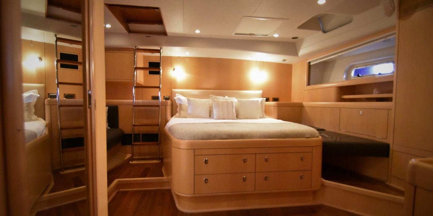 Oyster 82 Master Cabin v5